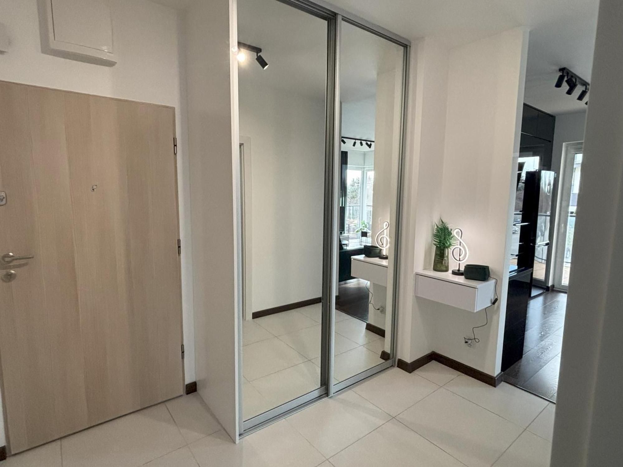 Apartament Nowoczesny Pomorska Park, Swietny Dojazd, Blisko Centrum, Ul, Ckd Umed, Lumumbowo
